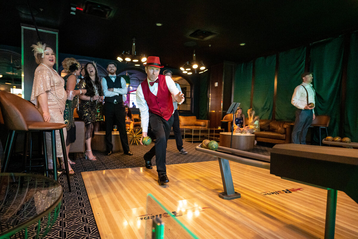 20's Speakeasy Themed Bar in Alpharetta | Roaring Social
